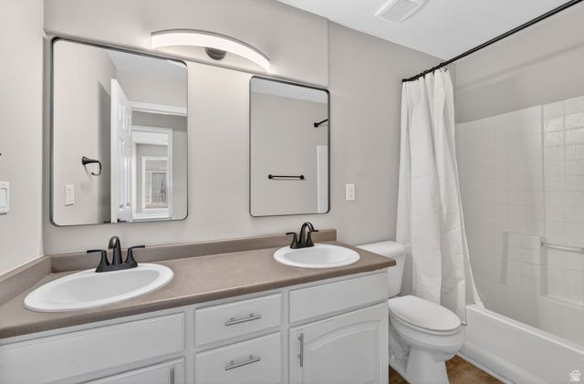 228 BIRMINGHAM LN, North Salt Lake, UT 84054