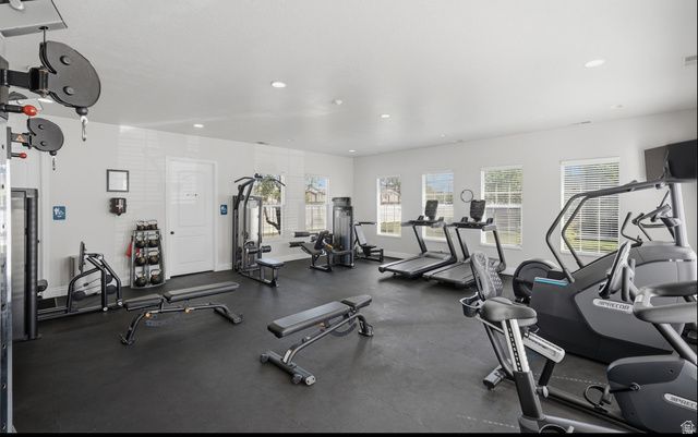 228 BIRMINGHAM LN, North Salt Lake, UT 84054
