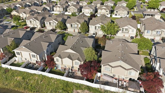228 BIRMINGHAM LN, North Salt Lake, UT 84054