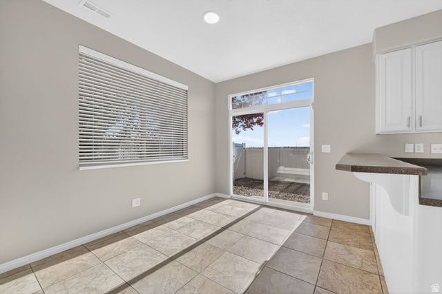 228 BIRMINGHAM LN, North Salt Lake, UT 84054