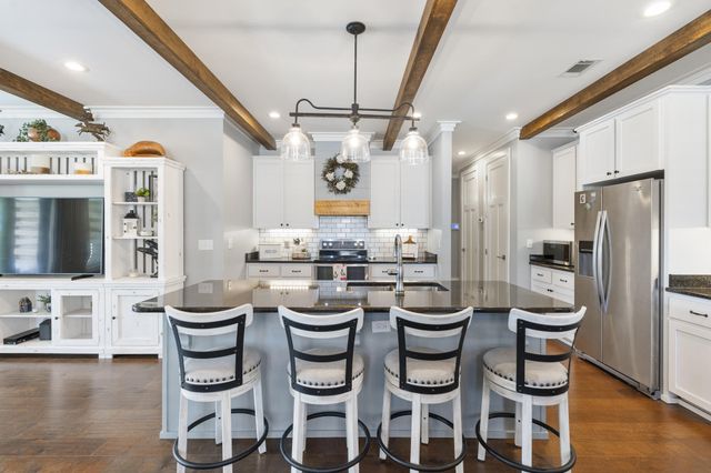 862 Bay Grove Road, Freeport, FL 32439