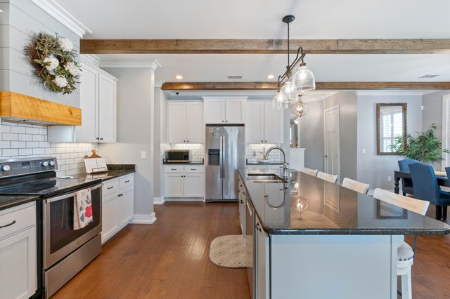 862 Bay Grove Road, Freeport, FL 32439