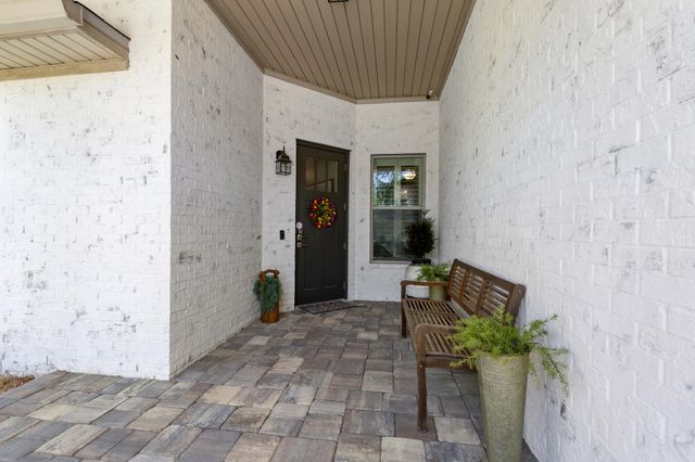 862 Bay Grove Road, Freeport, FL 32439