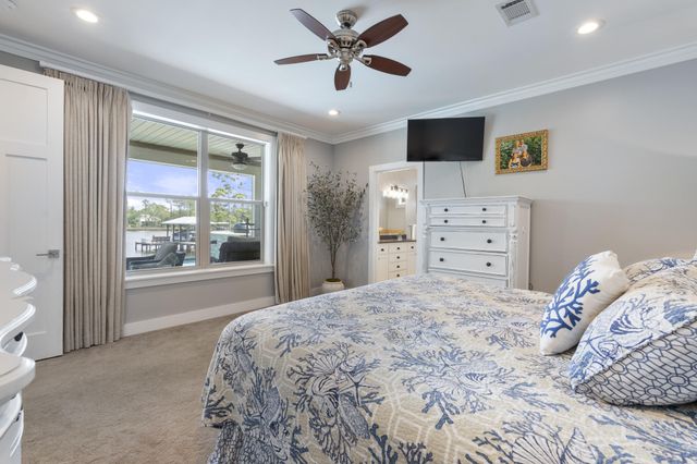 862 Bay Grove Road, Freeport, FL 32439