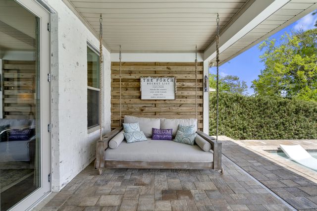 862 Bay Grove Road, Freeport, FL 32439