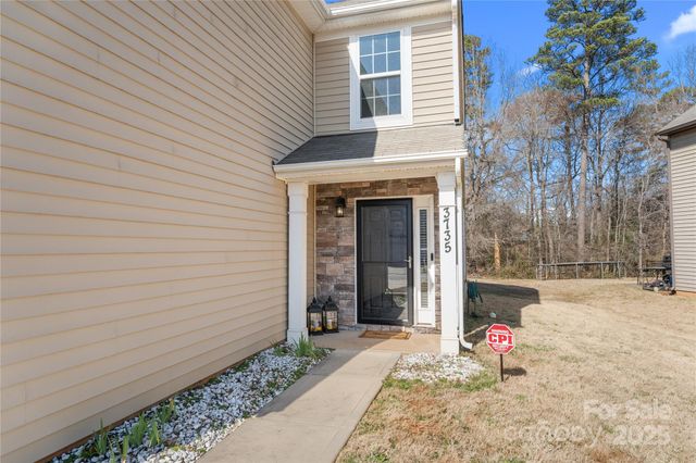 3735 Ernie Drive, Charlotte, NC 28269