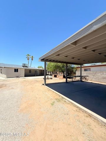 4024 E Santa Barbara Avenue, Tucson, AZ 85711