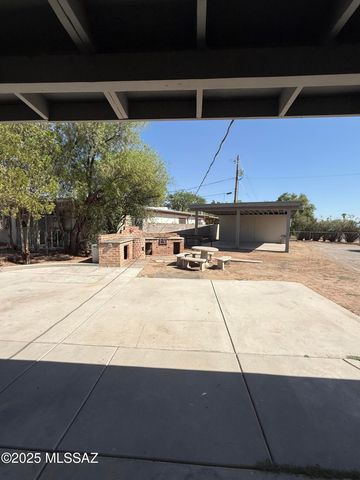 4024 E Santa Barbara Avenue, Tucson, AZ 85711