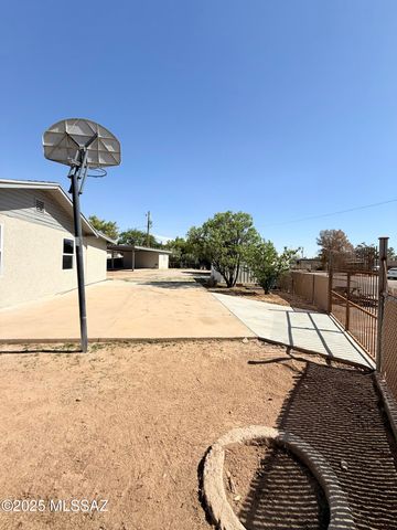 4024 E Santa Barbara Avenue, Tucson, AZ 85711