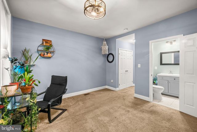 4 N EAST AVE, Baltimore, MD 21224