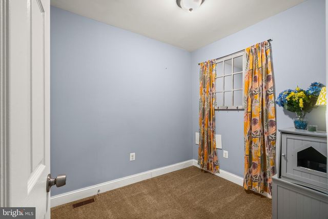 4 N EAST AVE, Baltimore, MD 21224