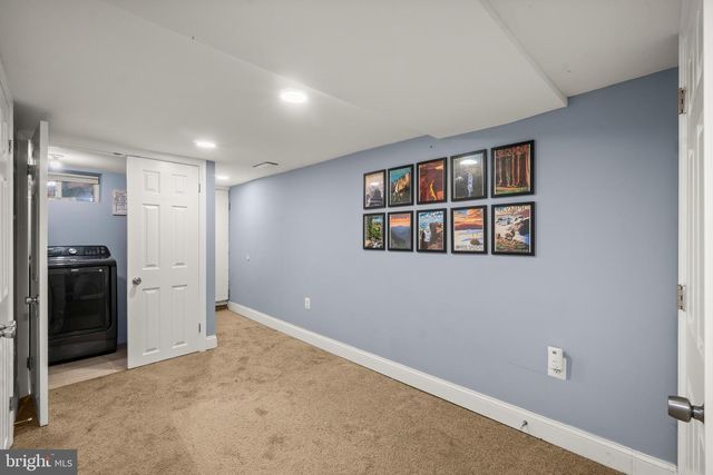 4 N EAST AVE, Baltimore, MD 21224
