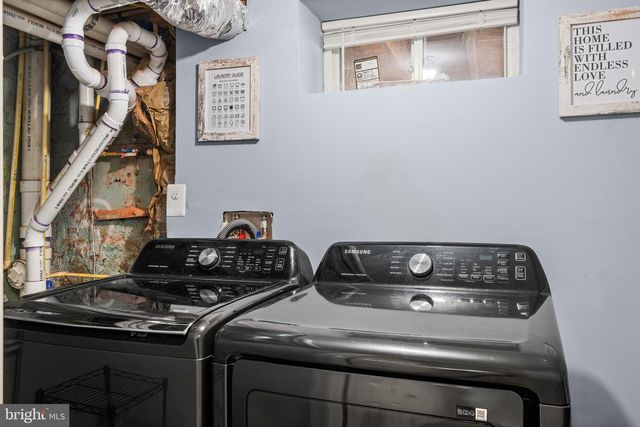 4 N EAST AVE, Baltimore, MD 21224