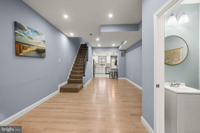 4 N EAST AVE, Baltimore, MD 21224