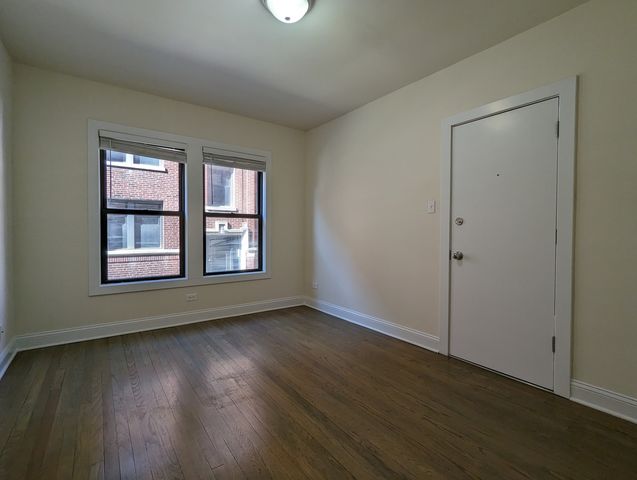 2641 N Spaulding Avenue 3W, Chicago, IL 60647