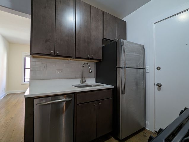 2641 N Spaulding Avenue 3W, Chicago, IL 60647
