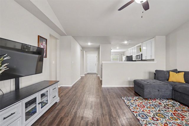 9417 E 131st Place S, Bixby, OK 74008