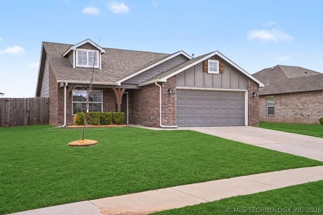 9417 E 131st Place S, Bixby, OK 74008
