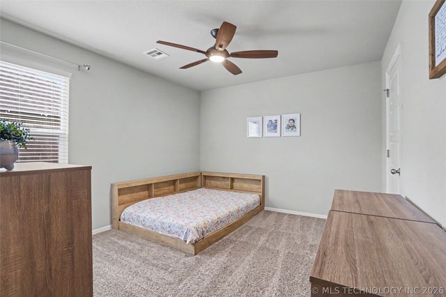 9417 E 131st Place S, Bixby, OK 74008