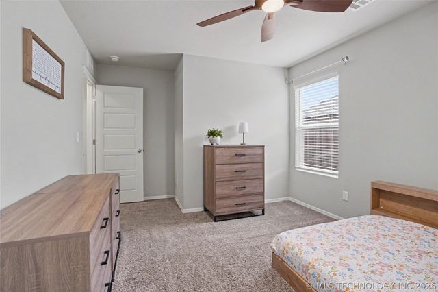 9417 E 131st Place S, Bixby, OK 74008