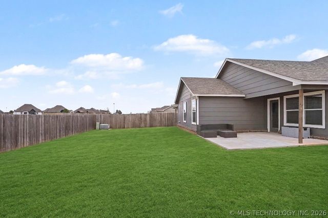 9417 E 131st Place S, Bixby, OK 74008