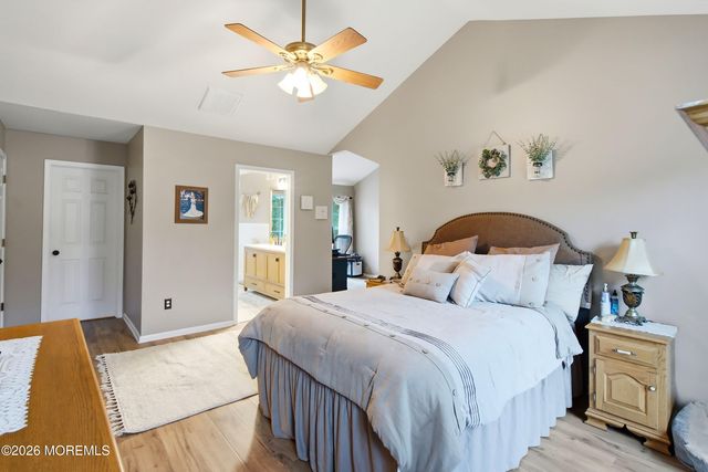 19 Goldfinch Road, Jackson, NJ 08527