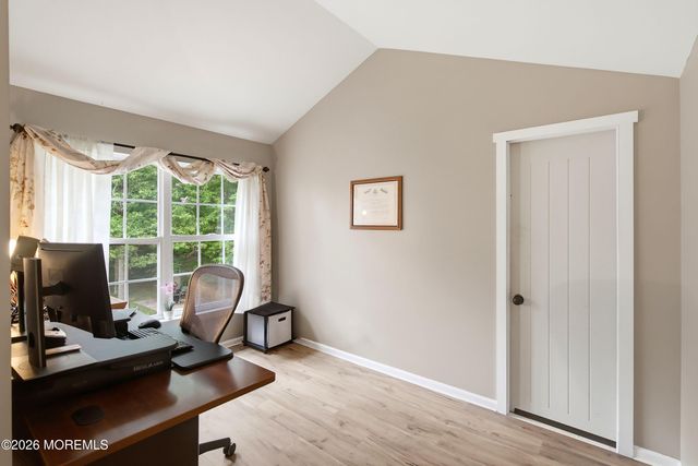 19 Goldfinch Road, Jackson, NJ 08527