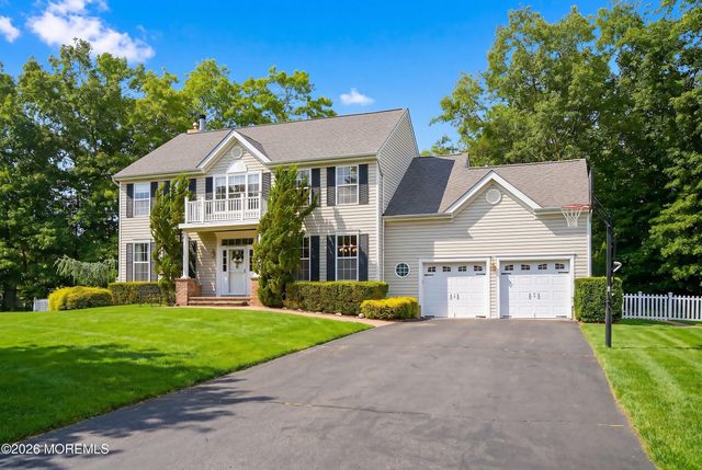 19 Goldfinch Road, Jackson, NJ 08527