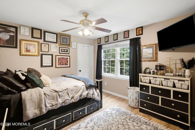 19 Goldfinch Road, Jackson, NJ 08527