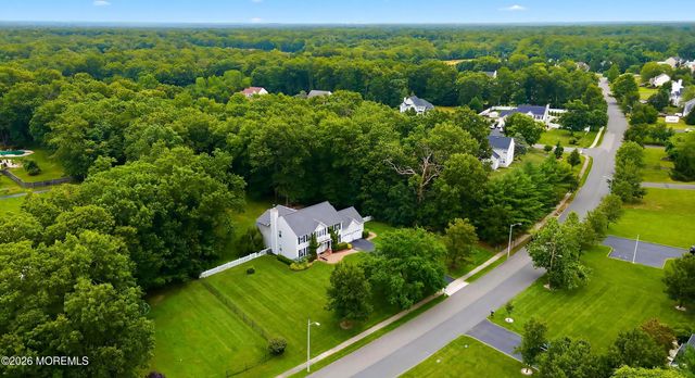 19 Goldfinch Road, Jackson, NJ 08527