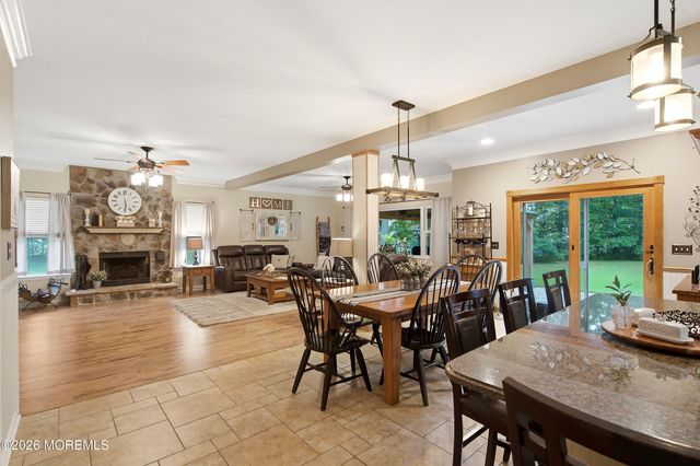 19 Goldfinch Road, Jackson, NJ 08527
