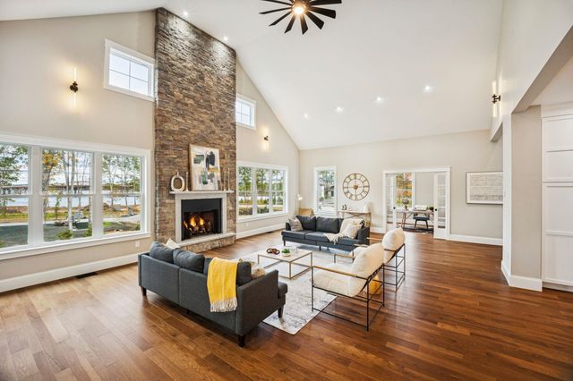 71 Shipwright Way, Newington, NH 03801