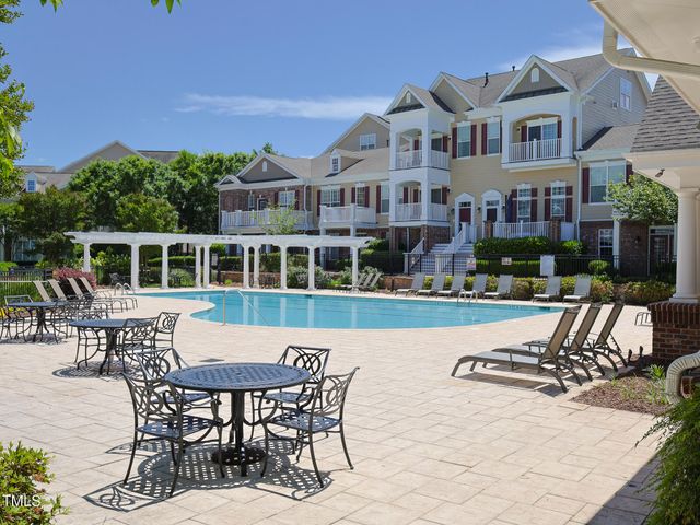 10529 Sablewood Drive 116, Raleigh, NC 27617