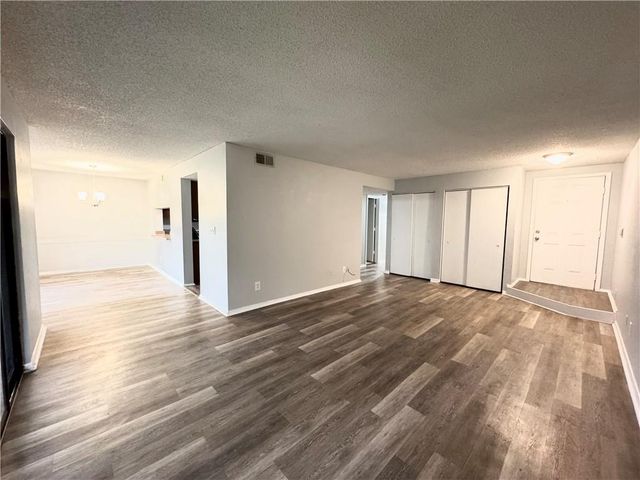 925 Seasons Parkway, Norcross, GA 30093