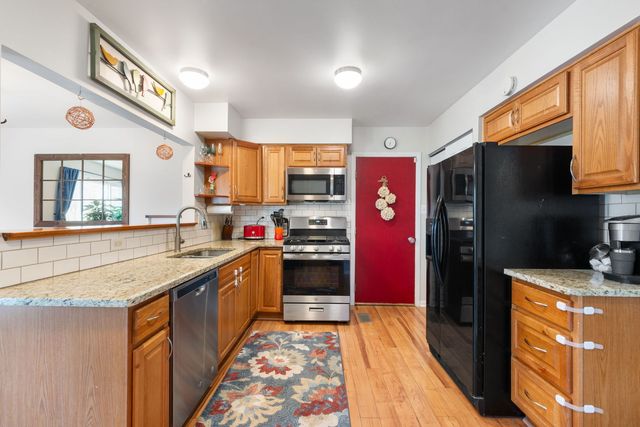 248 Oakridge Court, Bolingbrook, IL 60440