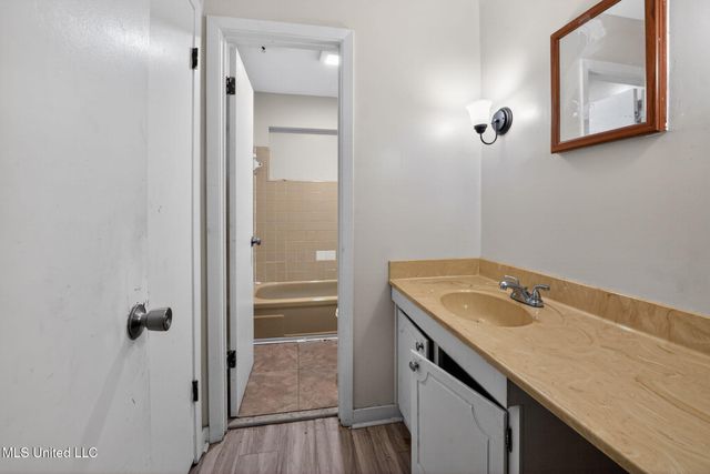 6607 Franklin D Roosevelt Drive, Jackson, MS 39213