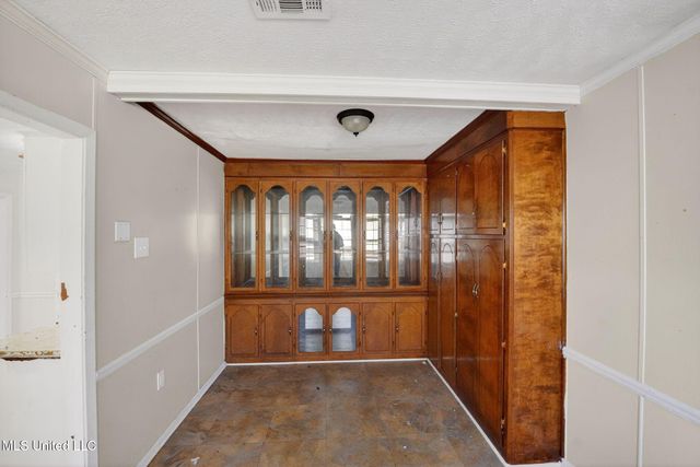 6607 Franklin D Roosevelt Drive, Jackson, MS 39213