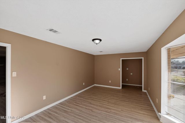 6607 Franklin D Roosevelt Drive, Jackson, MS 39213