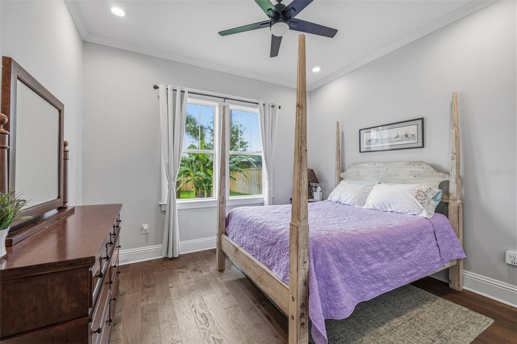 Image 27 of property listing at 306 E EMMA STREET, Tampa, FL 33603