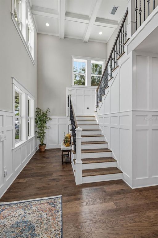 Image 31 of property listing at 306 E EMMA STREET, Tampa, FL 33603