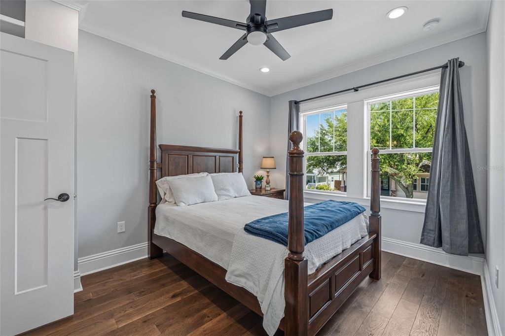 Image 42 of property listing at 306 E EMMA STREET, Tampa, FL 33603