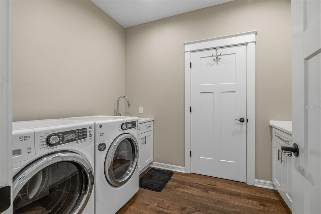 Image 46 of property listing at 306 E EMMA STREET, Tampa, FL 33603