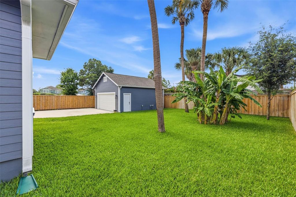 Image 8 of property listing at 306 E EMMA STREET, Tampa, FL 33603