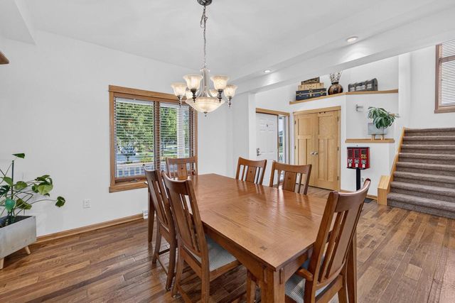 500 Pleasant Valley Parkway, Waunakee, WI 53597