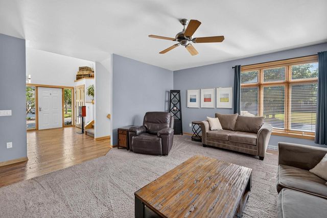 500 Pleasant Valley Parkway, Waunakee, WI 53597