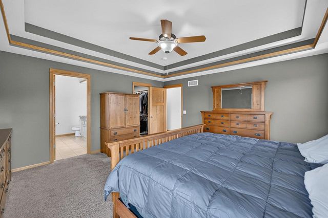 500 Pleasant Valley Parkway, Waunakee, WI 53597