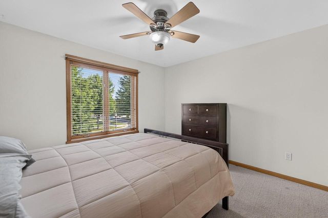 500 Pleasant Valley Parkway, Waunakee, WI 53597