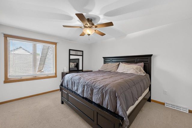500 Pleasant Valley Parkway, Waunakee, WI 53597