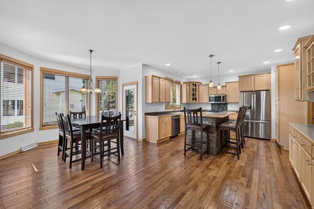 500 Pleasant Valley Parkway, Waunakee, WI 53597