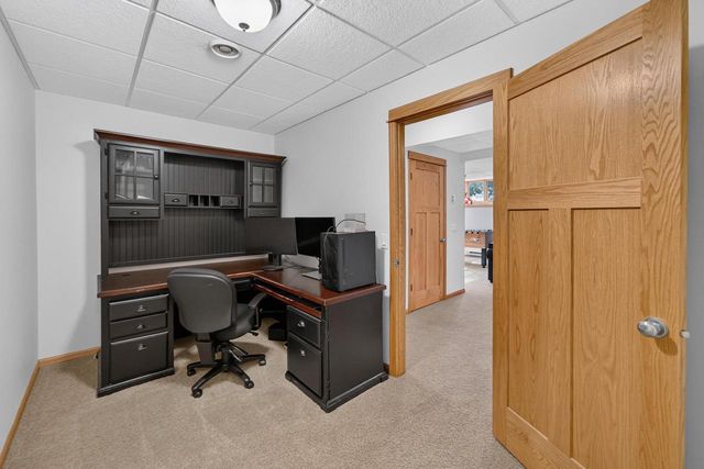 500 Pleasant Valley Parkway, Waunakee, WI 53597